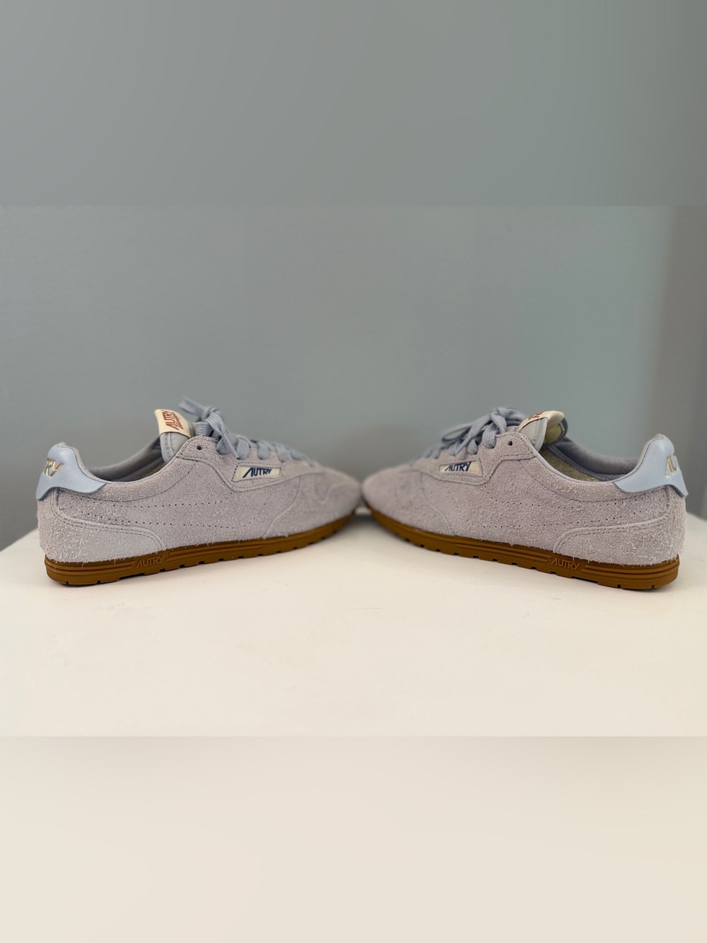 Autry Medalist Low Sneakers Suede Gray Leather Gum Sole EU 37 - Picture 10 of 10